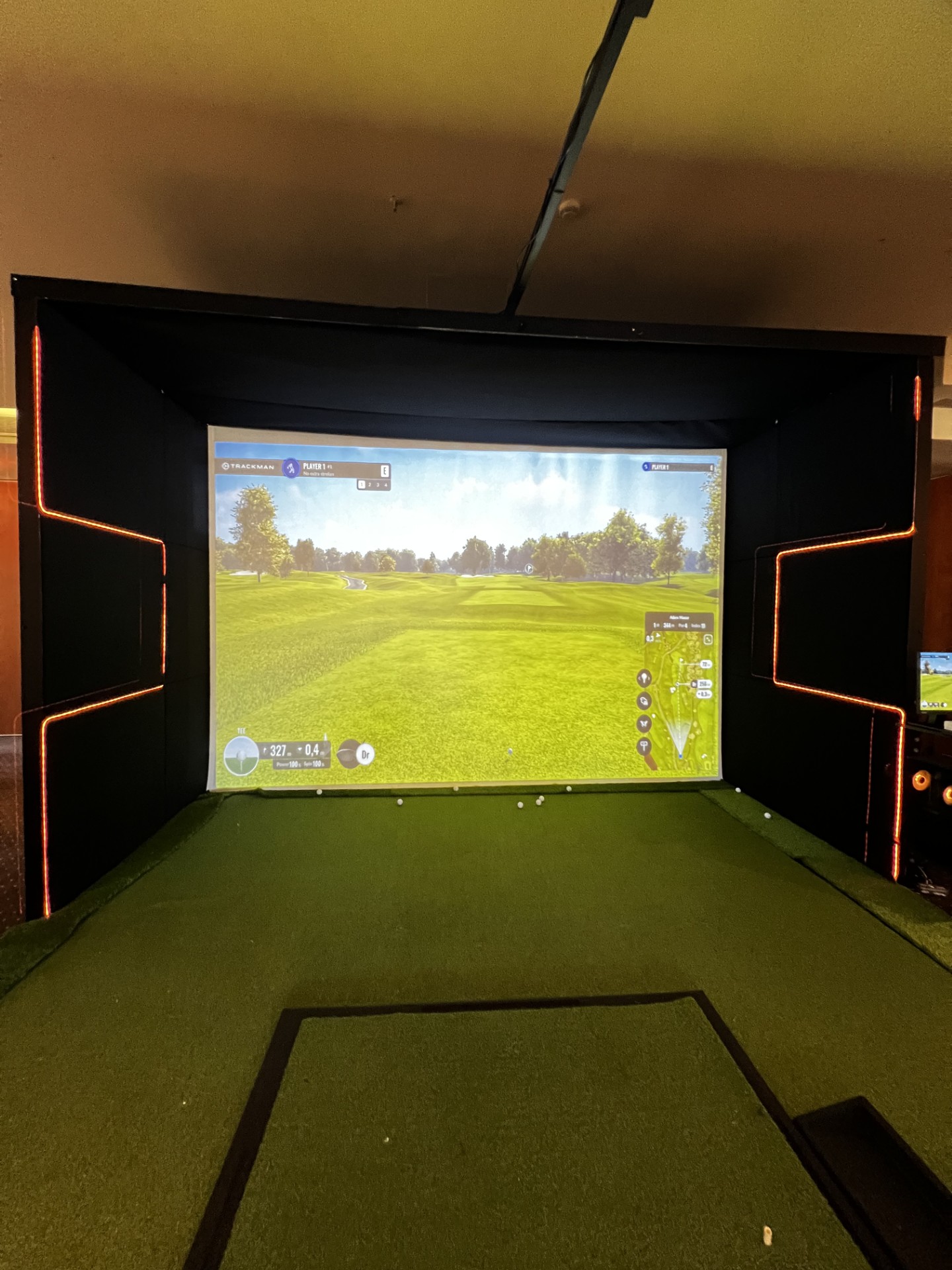 Trackman simulator installation