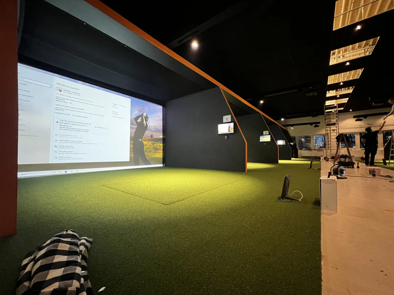 Indoor Golf